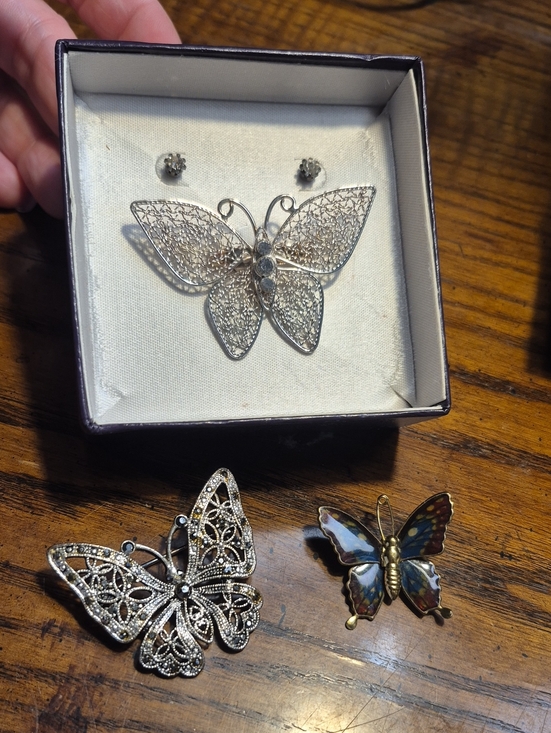 Source Unknown Jewelry - Butterfly Brooch Bundle 3 Brooches Vintage